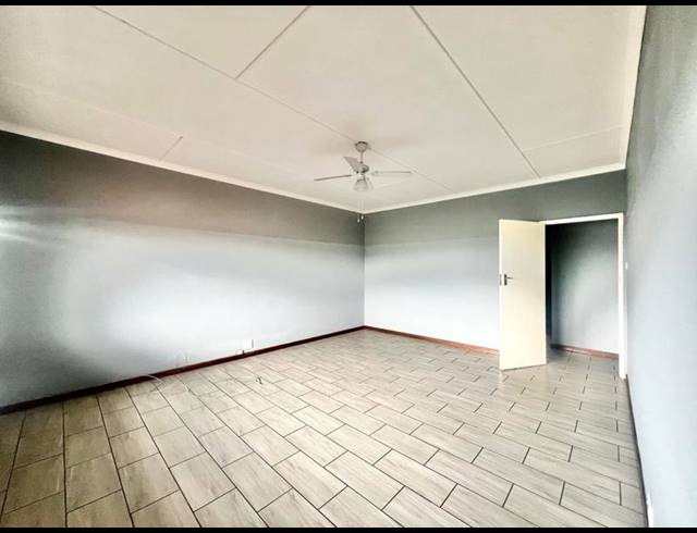 2 BEDROOM APARTMENT FOR SALE IN PIETERMARITZBURG